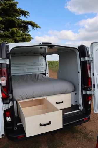 6W25-UGB-110 - vue 3